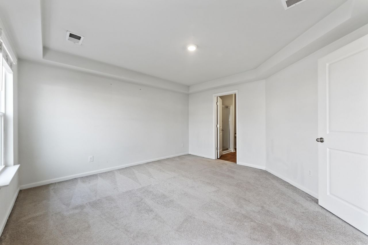 9784 Transplanter Circle Photo 17