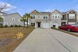 9784 Transplanter Circle photo 4