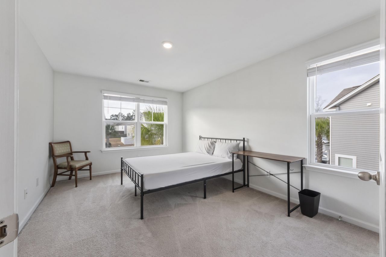 9784 Transplanter Circle Photo 24