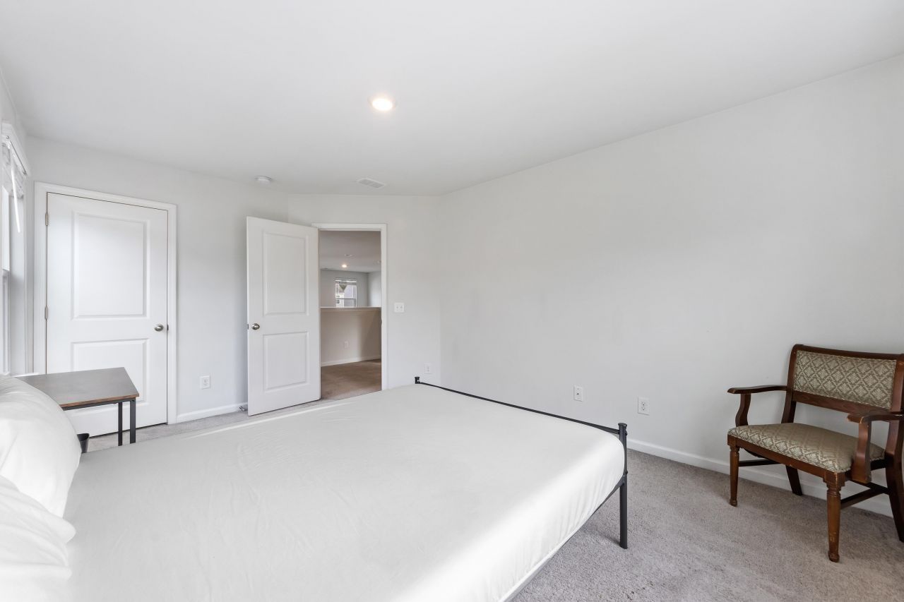 9784 Transplanter Circle Photo 25