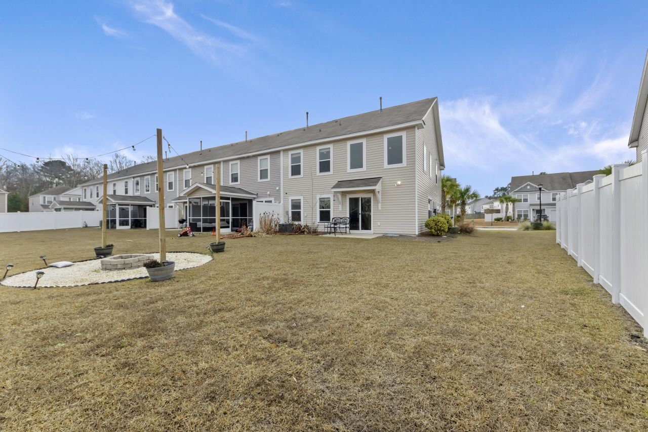 9784 Transplanter Circle Photo 30