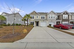 9784 Transplanter Circle photo 4