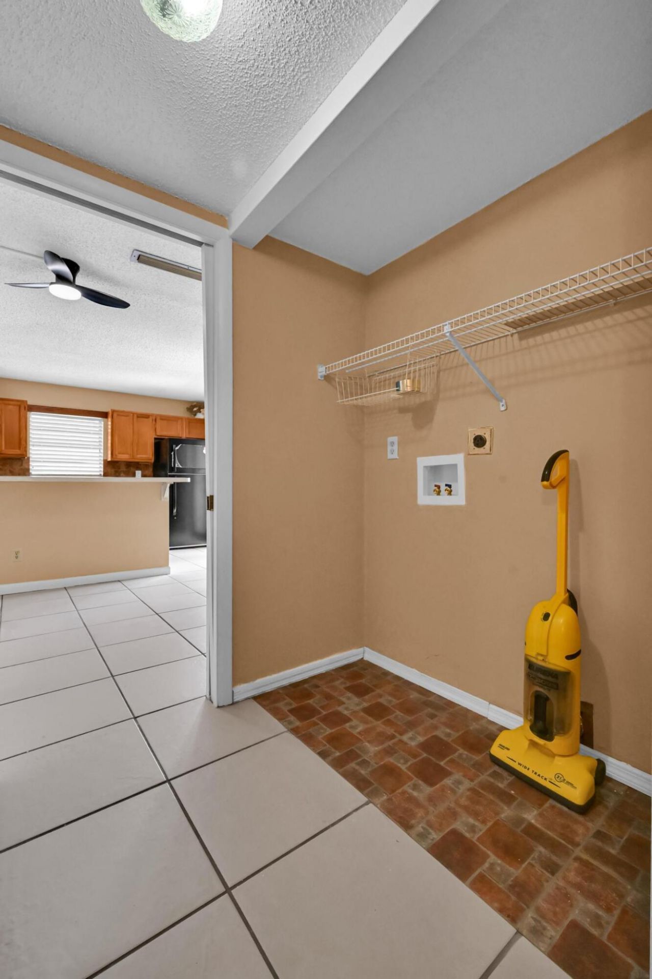 1458 N Lawnwood Circle, Unit 26d, Fort Pierce, FL 34950 Photo