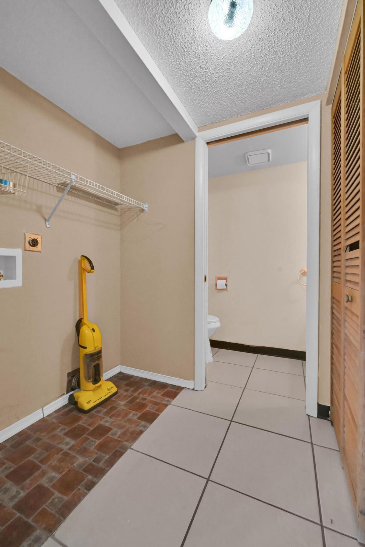 1458 N Lawnwood Circle, Unit 26d, Fort Pierce, FL 34950 Photo