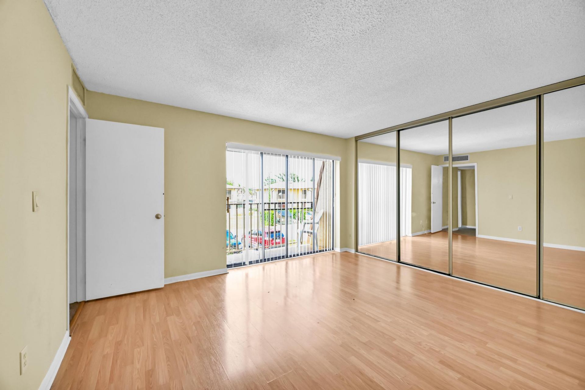 1458 N Lawnwood Circle, Unit 26d, Fort Pierce, FL 34950 Photo