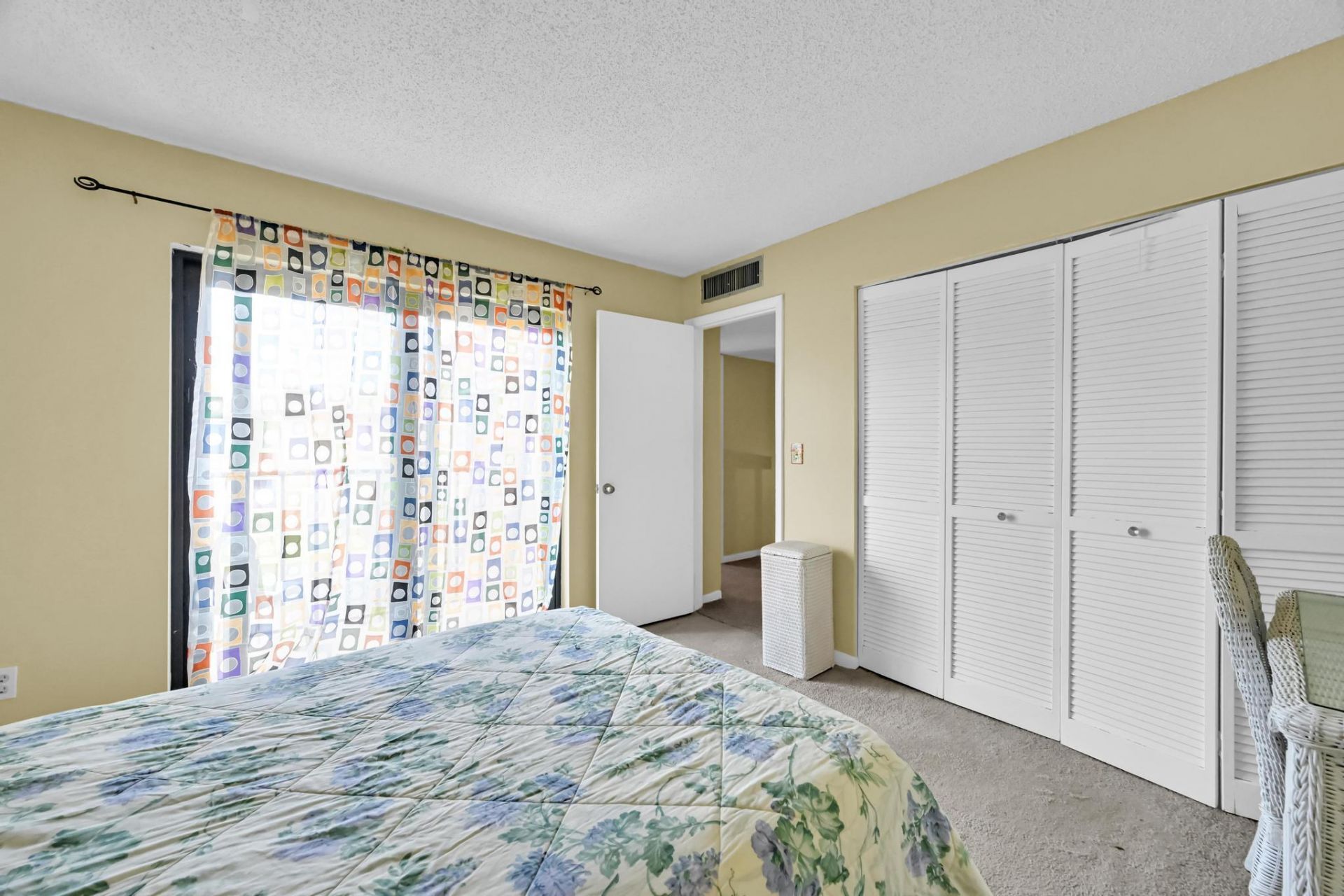 1458 N Lawnwood Circle, Unit 26d, Fort Pierce, FL 34950 Photo