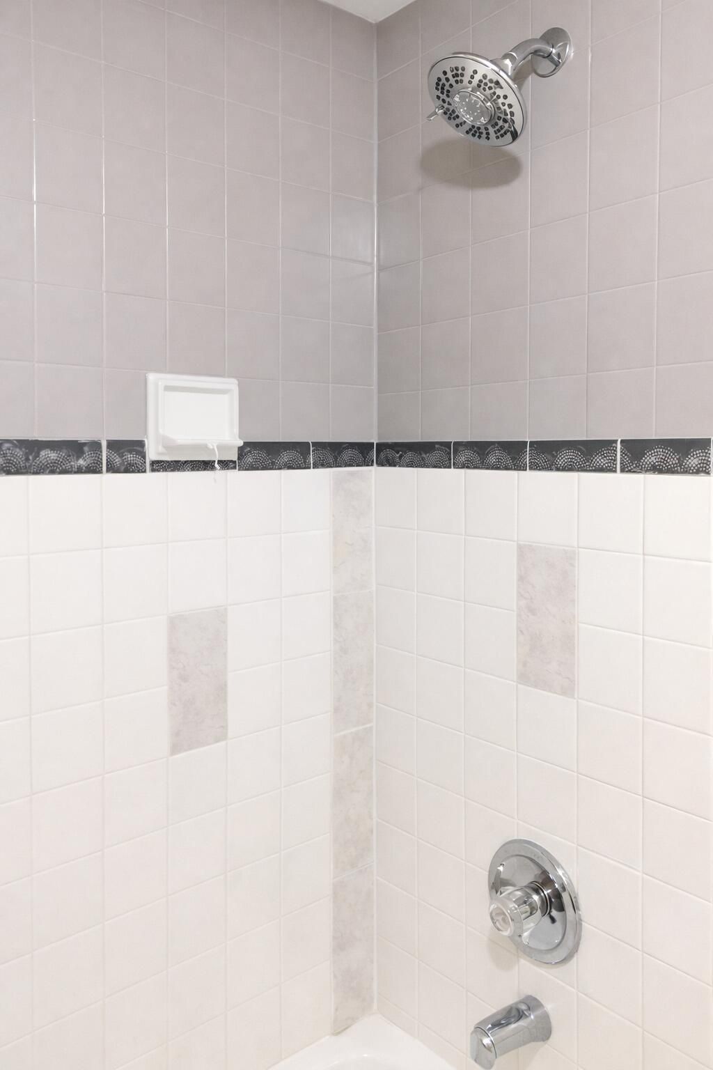 1458 N Lawnwood Circle, Unit 26d, Fort Pierce, FL 34950 Photo