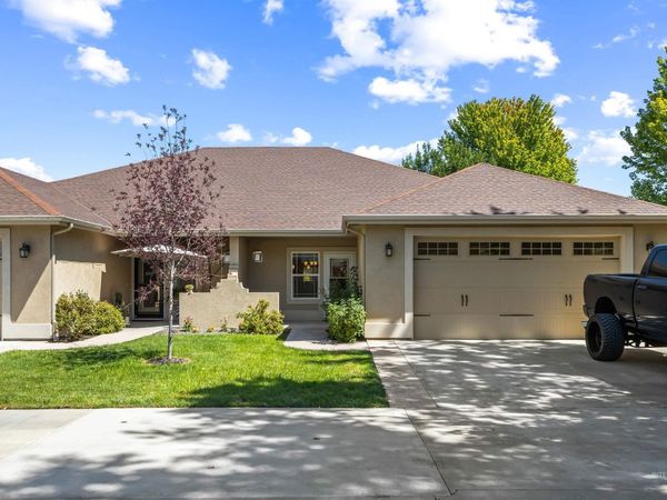 1653 E Horse Creek Ct, Meridian, ID 83642