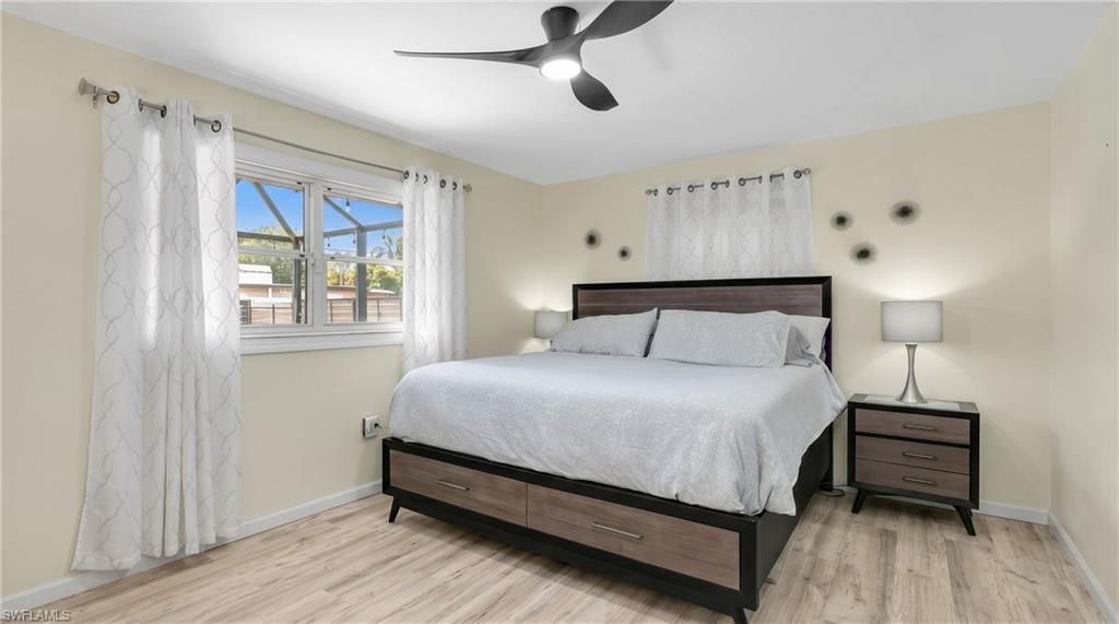 2142 Crystal Dr, Fort Myers, FL 33907 Photo