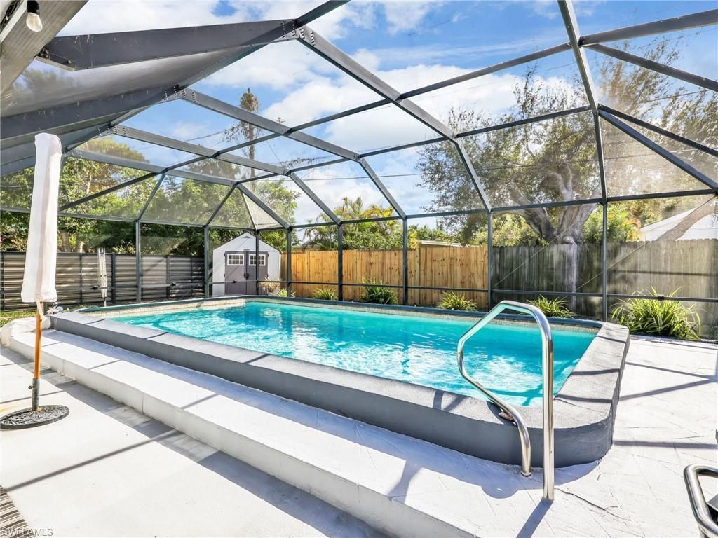 2142 Crystal Dr, Fort Myers, FL 33907 Photo