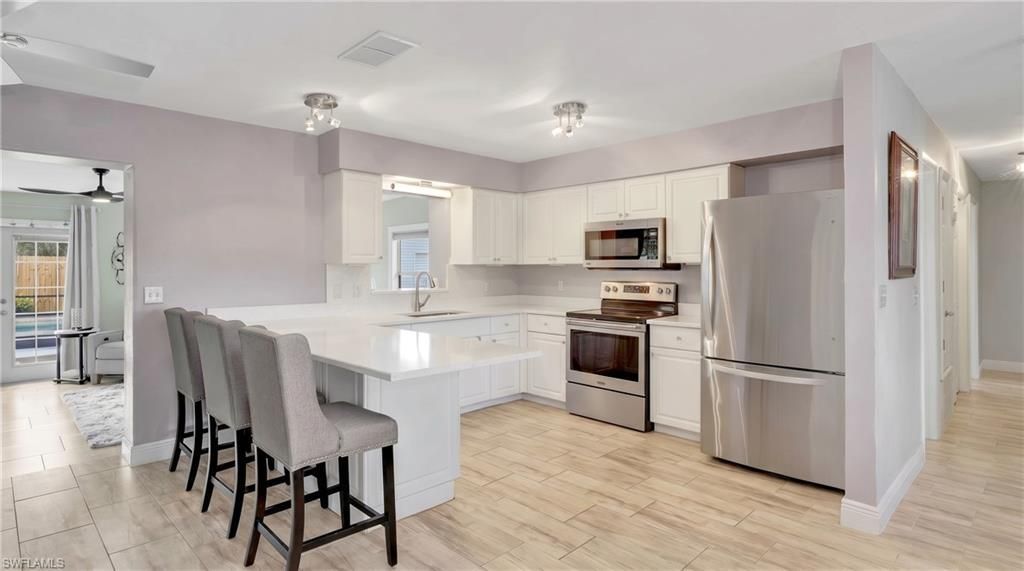 2142 Crystal Dr, Fort Myers, FL 33907 Photo