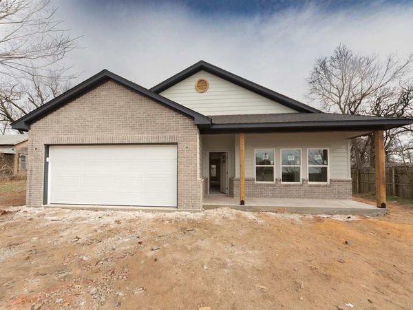 518 S Main Street, Perkins, OK 74059