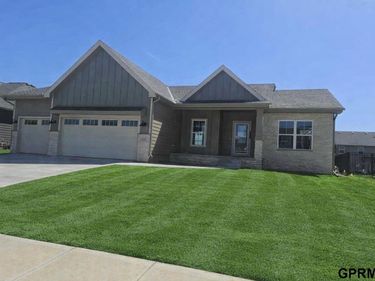 11363 N 170 Street, Bennington, NE 68007