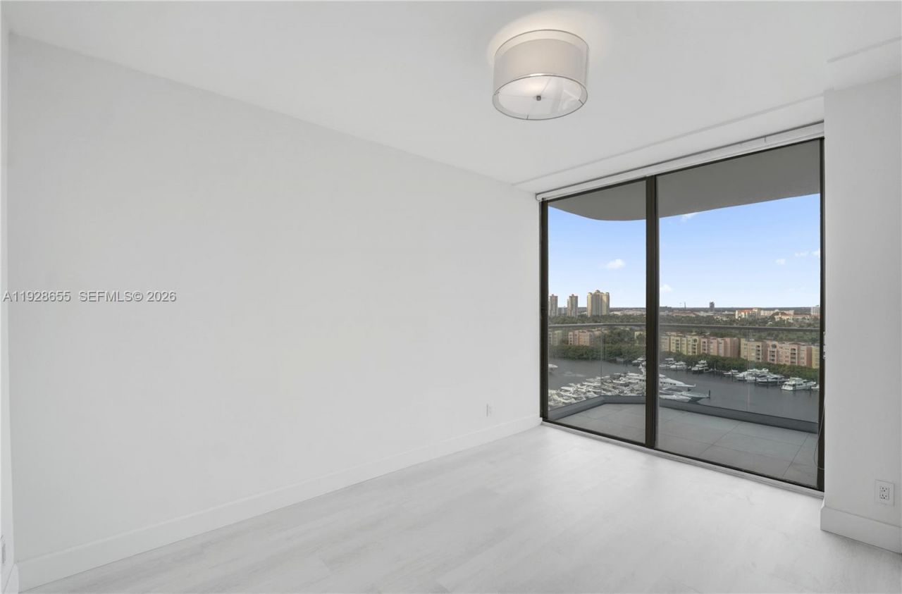 19707 Turnberry Way, Unit 16C, Aventura, FL 33180 Photo