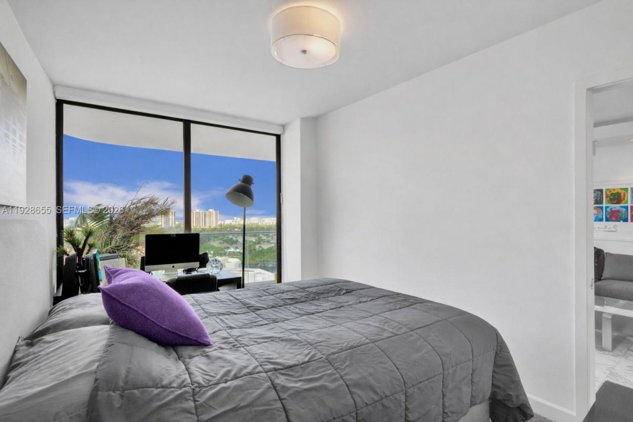 19707 Turnberry Way, Unit 16C, Aventura, FL 33180 Photo