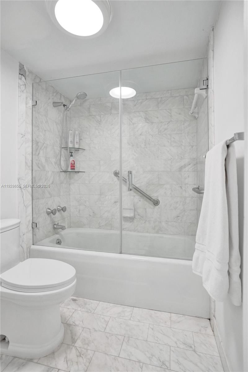 19707 Turnberry Way, Unit 16C, Aventura, FL 33180 Photo