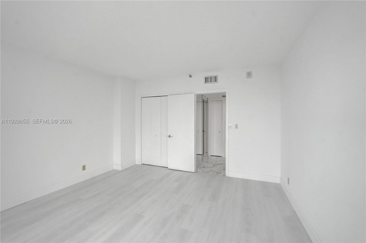 19707 Turnberry Way, Unit 16C, Aventura, FL 33180 Photo