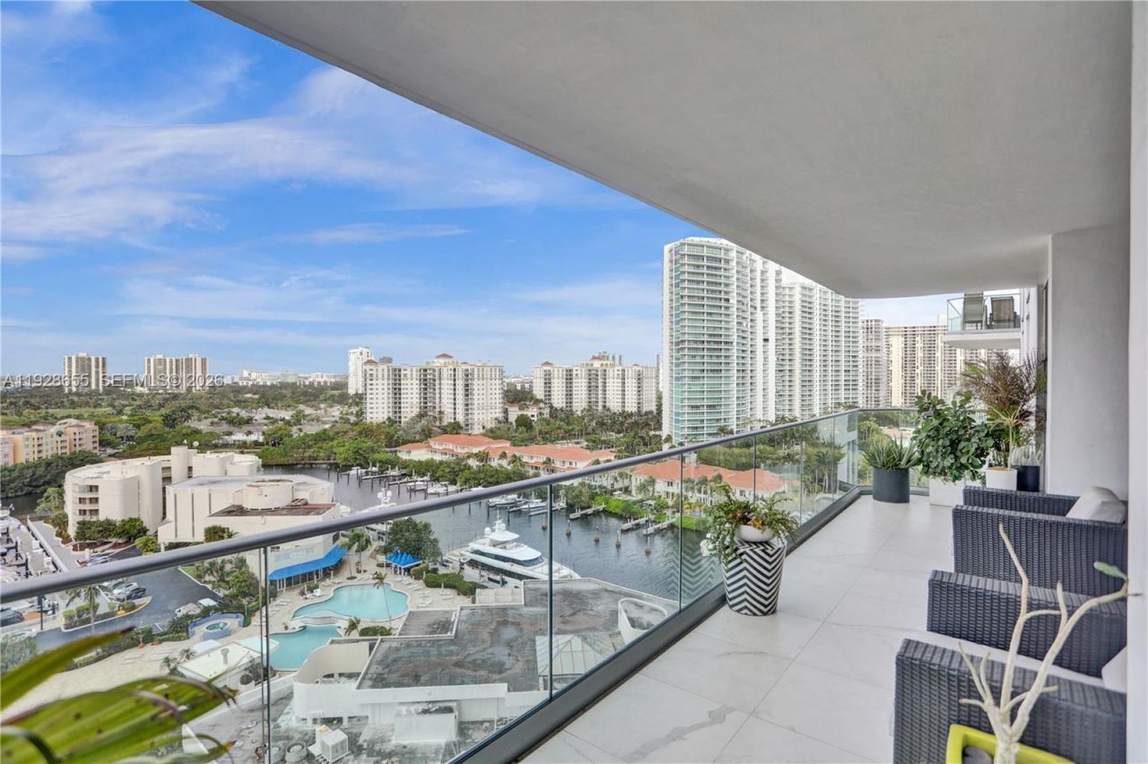 19707 Turnberry Way, Unit 16C, Aventura, FL 33180 Photo