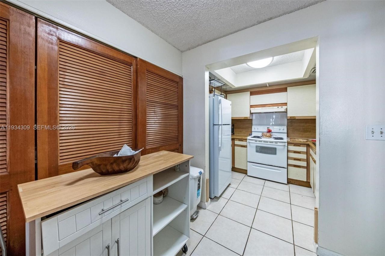 8860 SW 123rd Ct, Unit K207, Miami, FL 33186 Photo