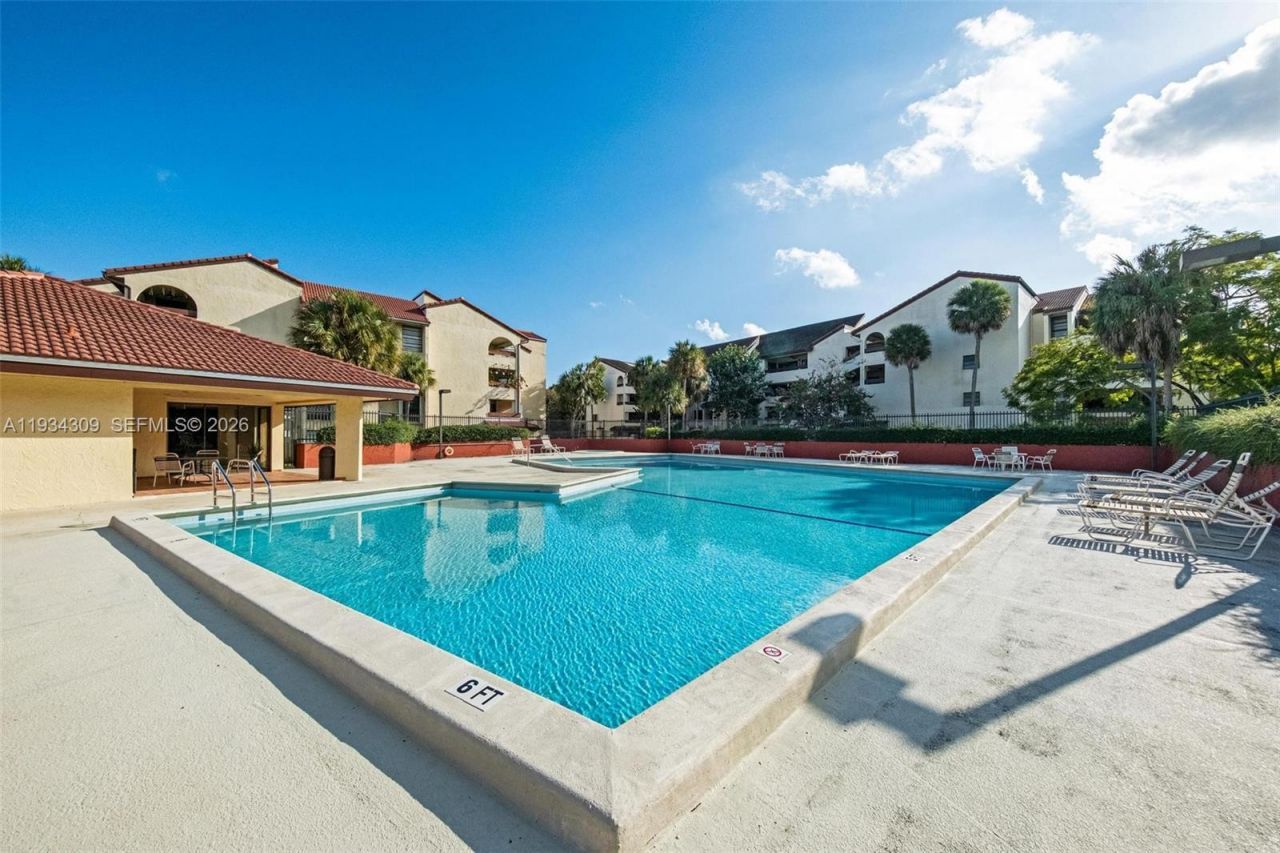 8860 SW 123rd Ct, Unit K207, Miami, FL 33186 Photo