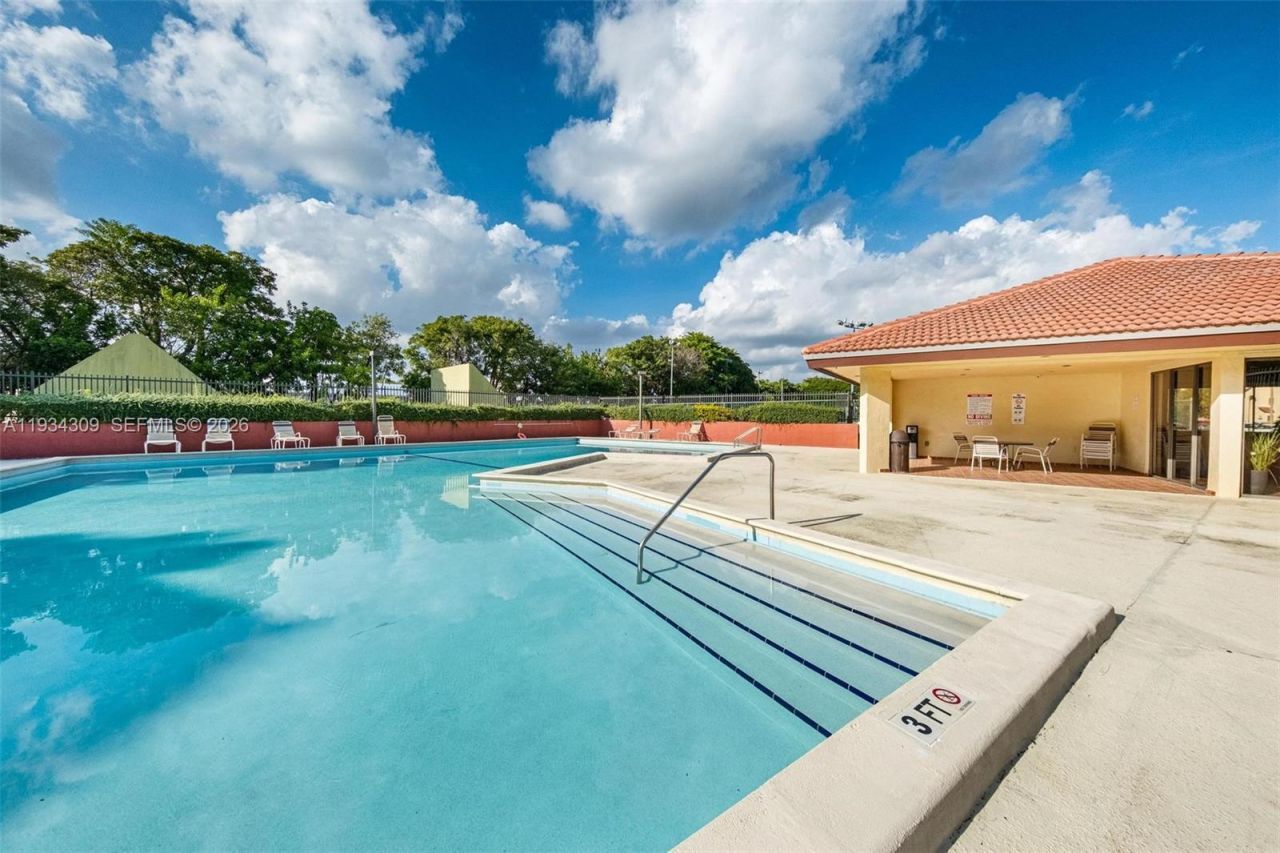 8860 SW 123rd Ct, Unit K207, Miami, FL 33186 Photo