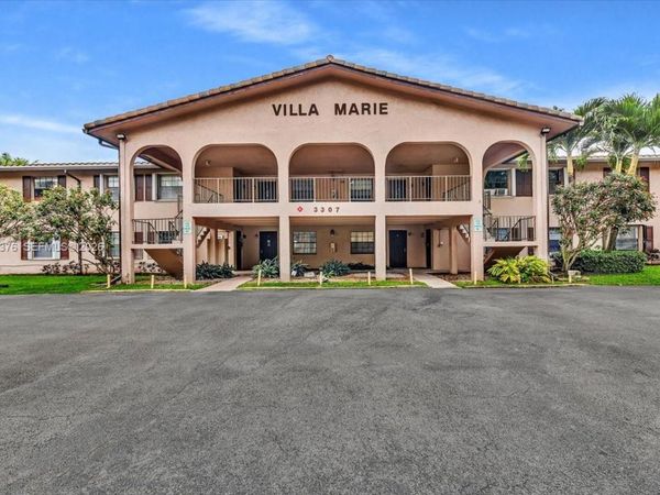 3307 NW 108th Dr, Unit 8, Coral Springs, FL 33065