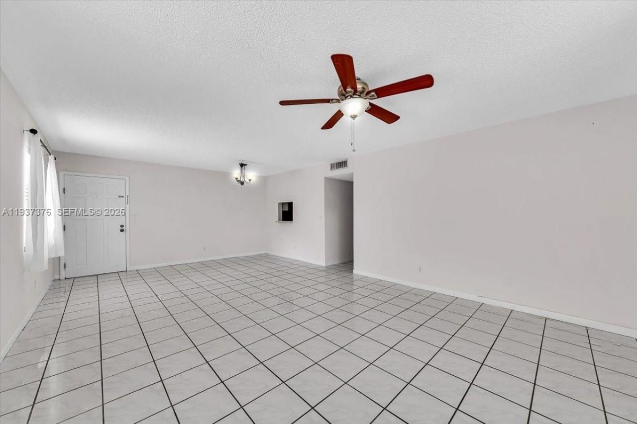 3307 NW 108th Dr, Unit 8, Coral Springs, FL 33065 Photo