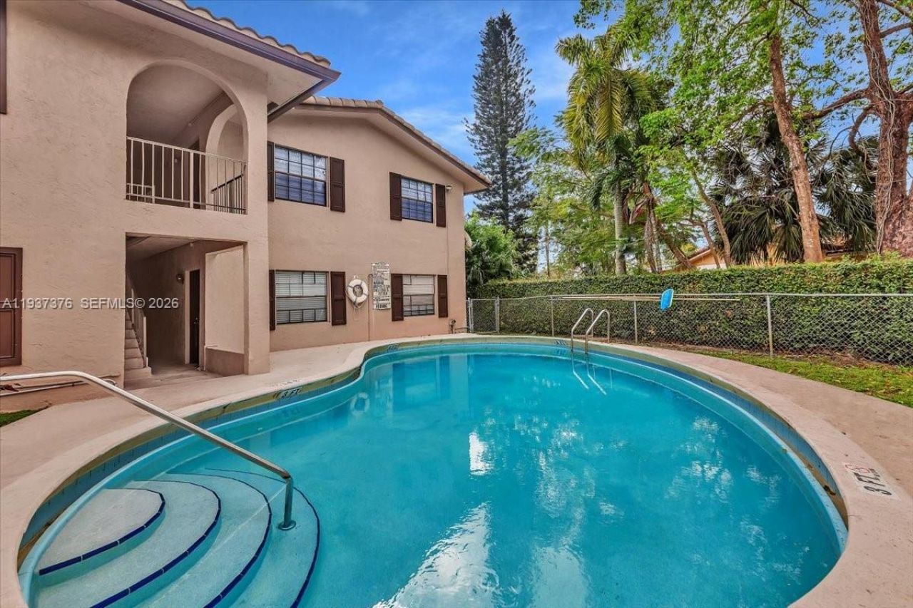 3307 NW 108th Dr, Unit 8, Coral Springs, FL 33065 Photo