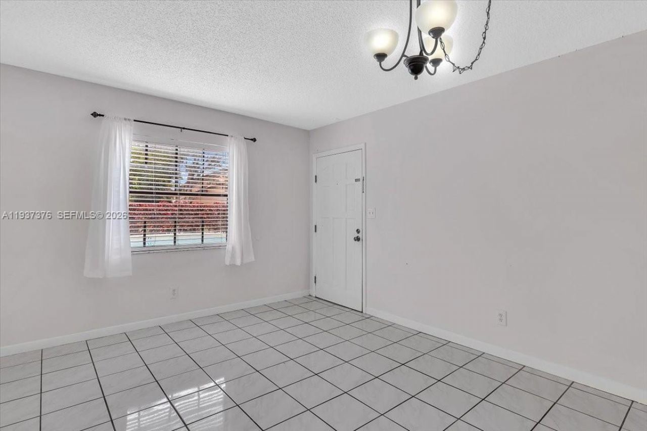 3307 NW 108th Dr, Unit 8, Coral Springs, FL 33065 Photo