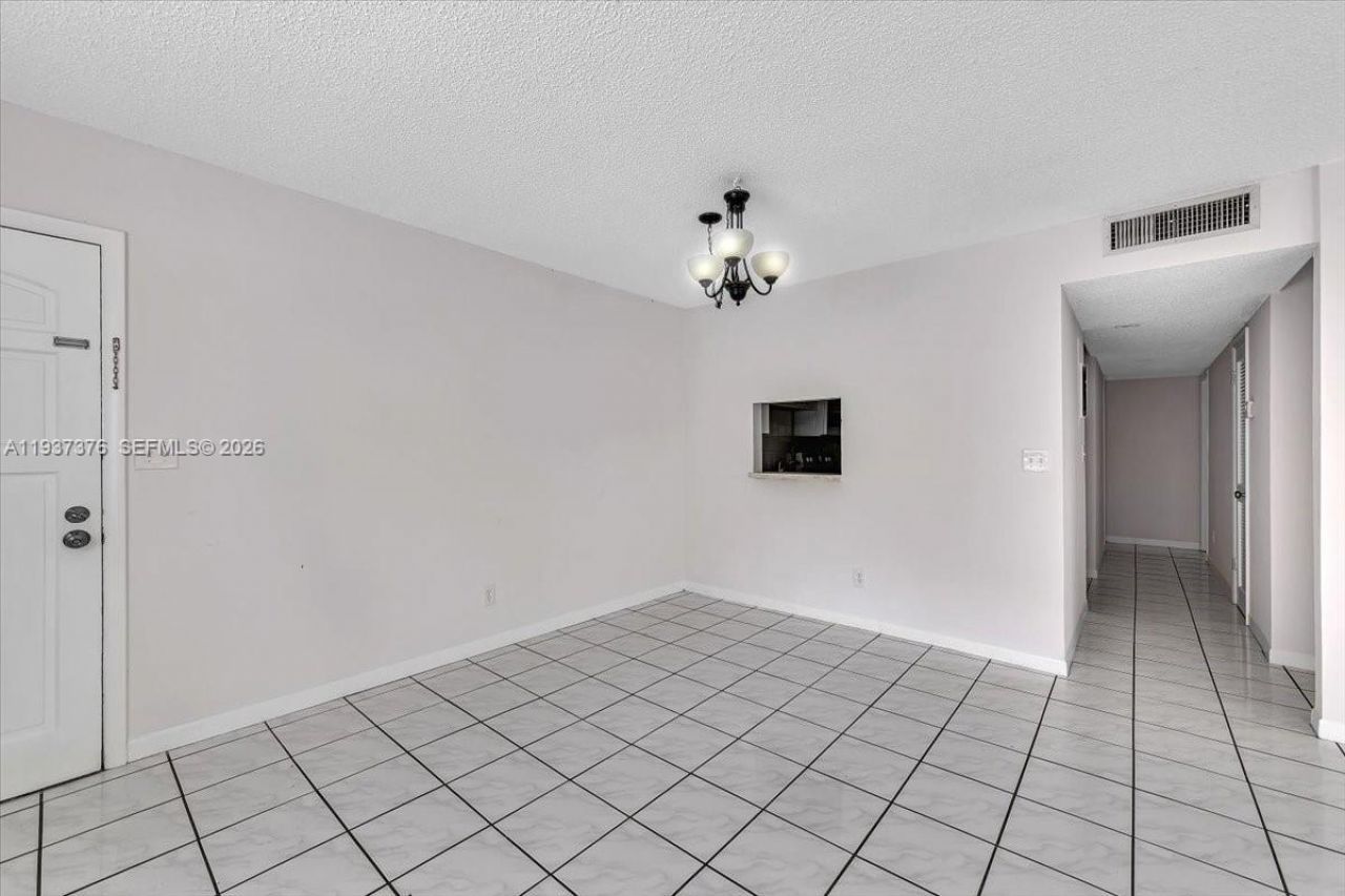 3307 NW 108th Dr, Unit 8, Coral Springs, FL 33065 Photo