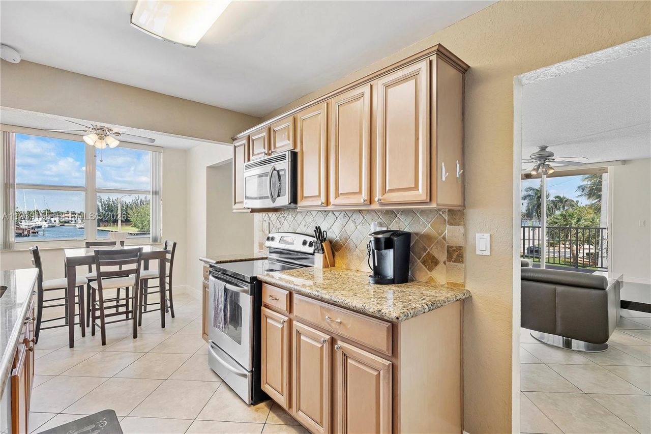 1401 S Ocean Dr, Unit 301, Hollywood, FL 33019 Photo