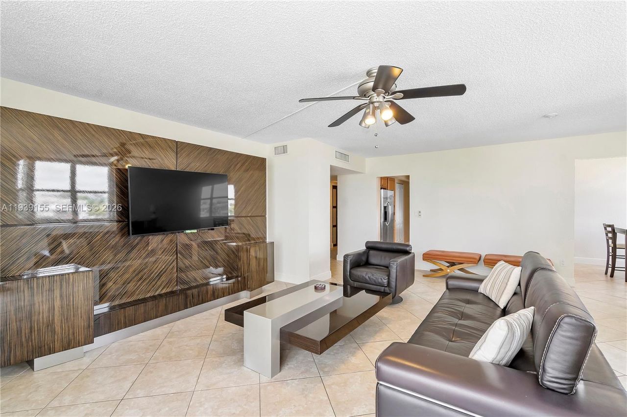 1401 S Ocean Dr, Unit 301, Hollywood, FL 33019 Photo