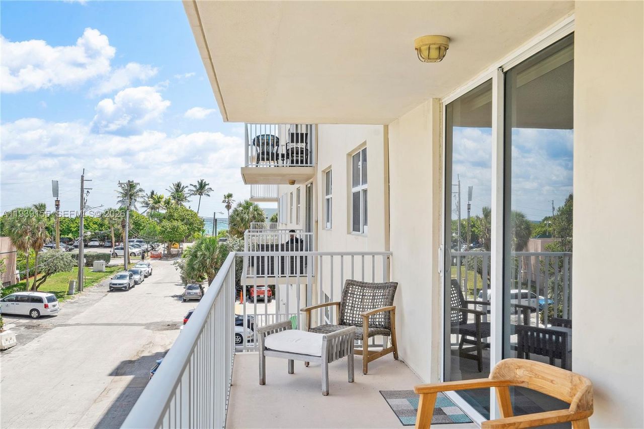 1401 S Ocean Dr, Unit 301, Hollywood, FL 33019 Photo