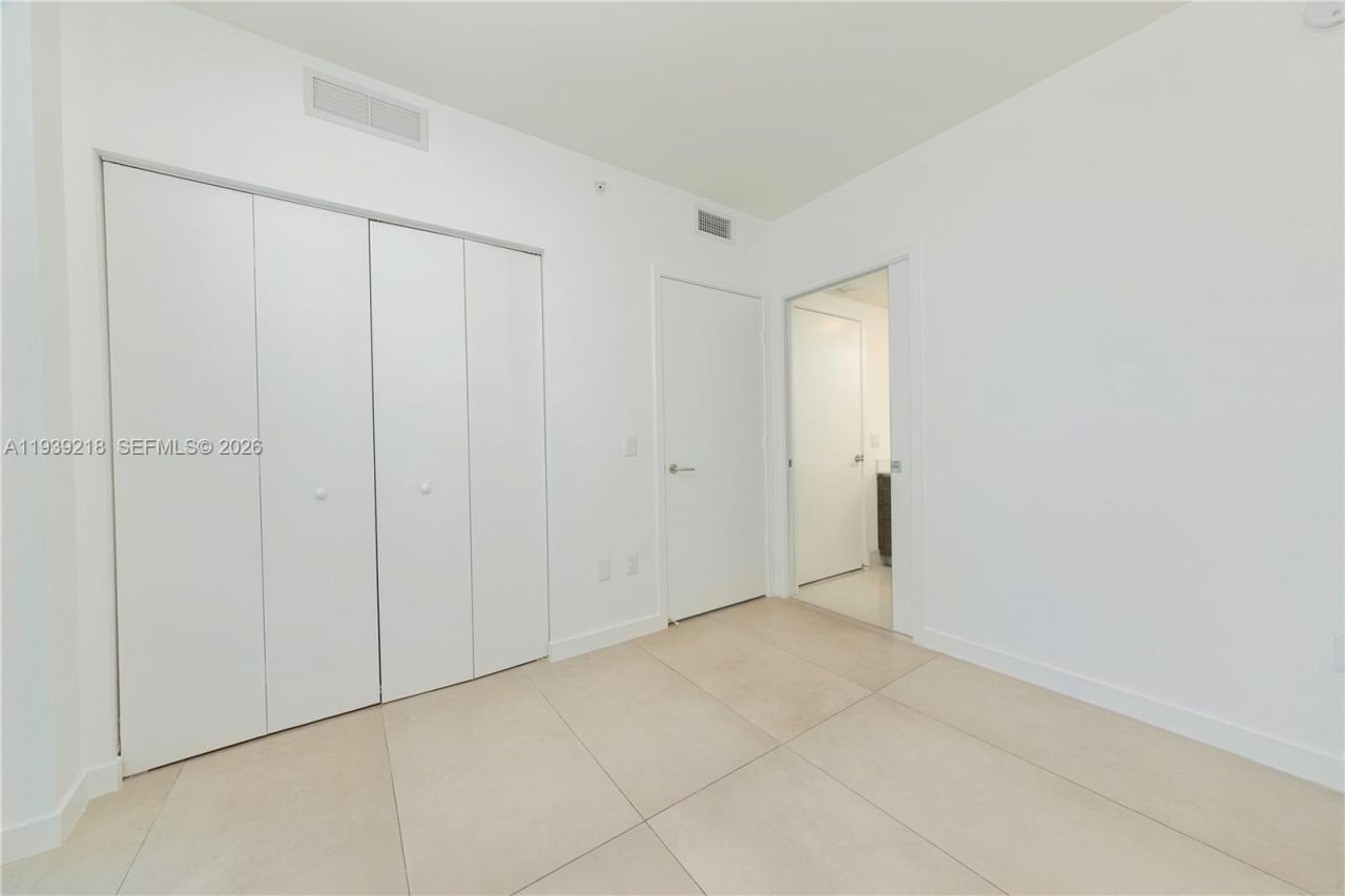 1100 S Miami Ave, Unit 1707, Miami, FL 33130 Photo