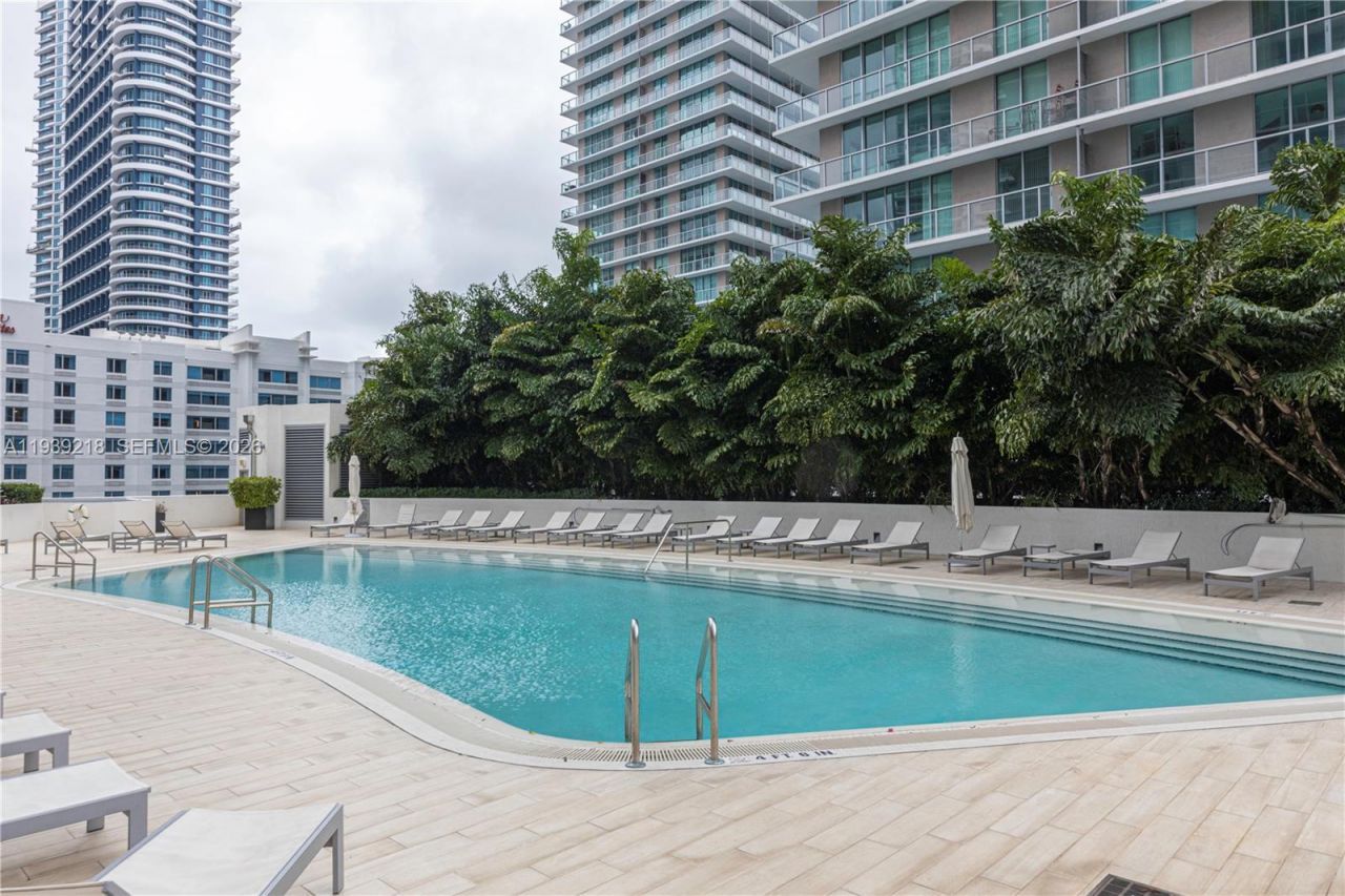 1100 S Miami Ave, Unit 1707, Miami, FL 33130 Photo