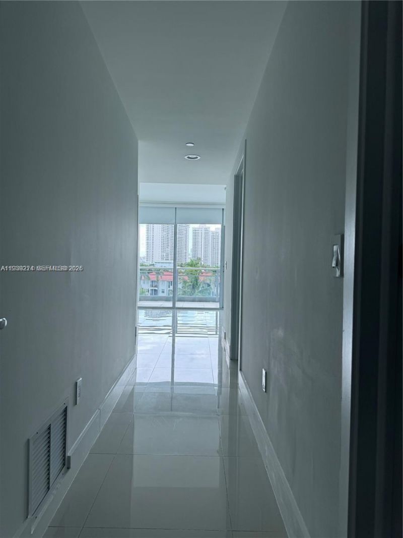 2950 NE 188 St , Unit 344, Aventura, FL 33180 Photo