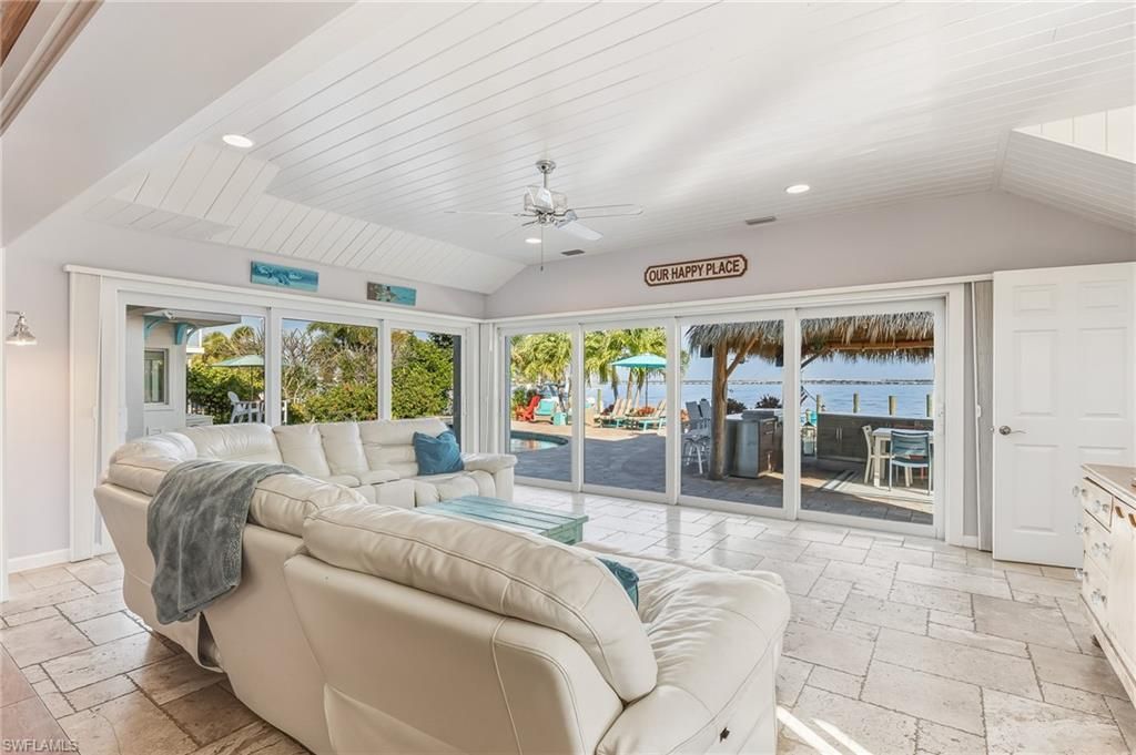 2905 SE 22nd Pl, Cape Coral, FL 33904 Photo