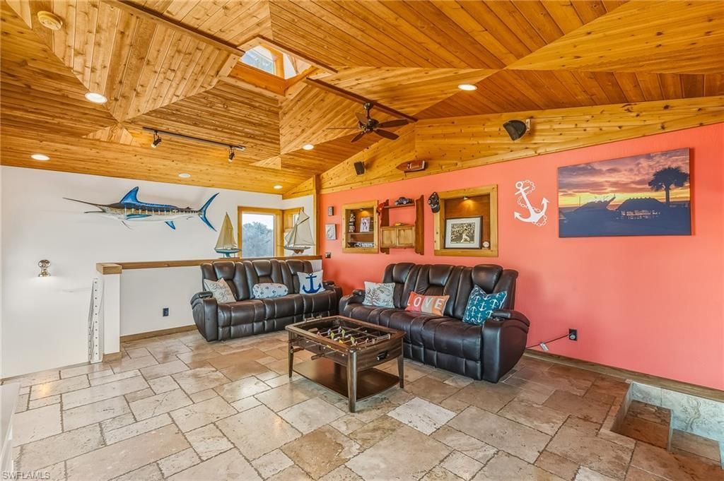 2905 SE 22nd Pl, Cape Coral, FL 33904 Photo