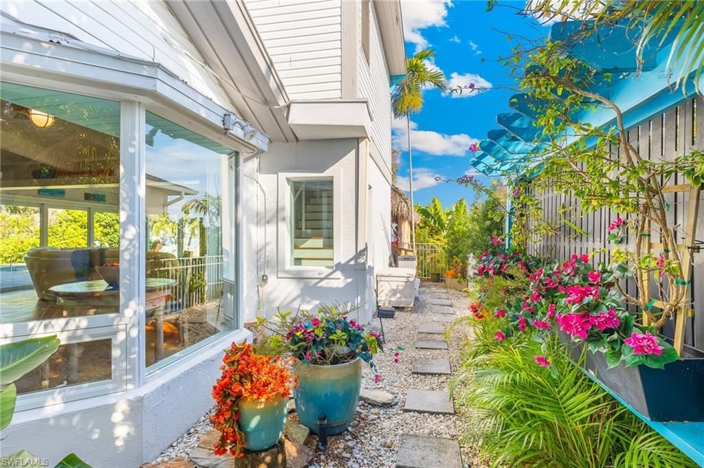 2905 SE 22nd Pl , Cape Coral, FL 33904 Photo