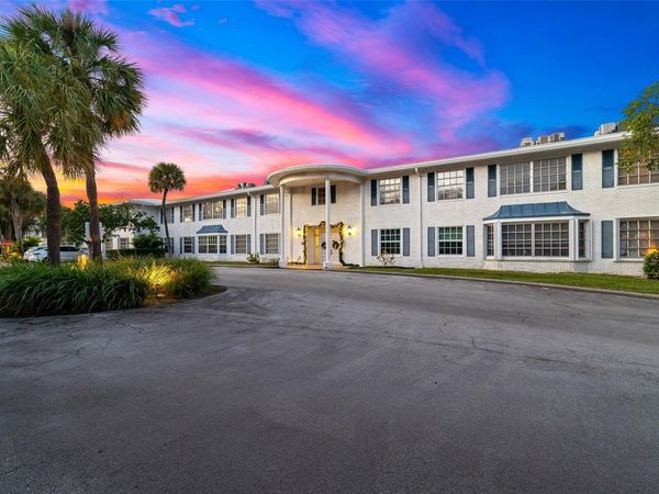 2201 NE 66th Street, Unit 1323, Fort Lauderdale, FL 33308