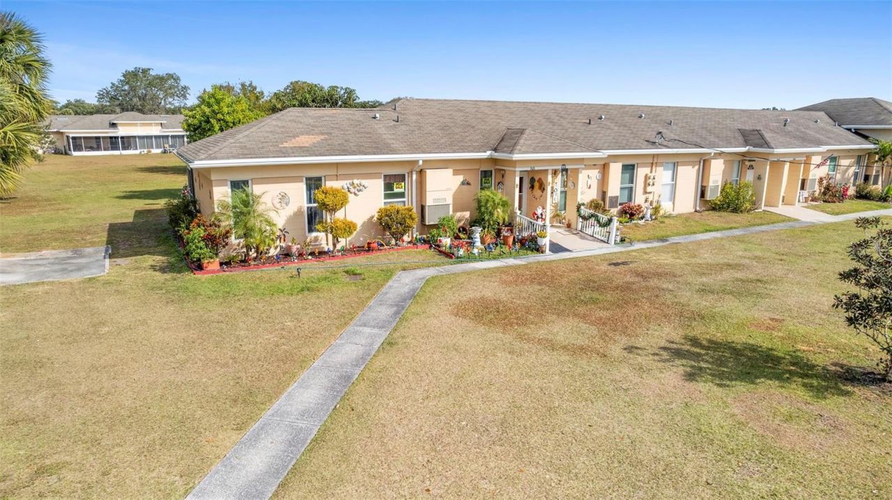 601 Club Circle, Lakeshore, FL 33854 Photo