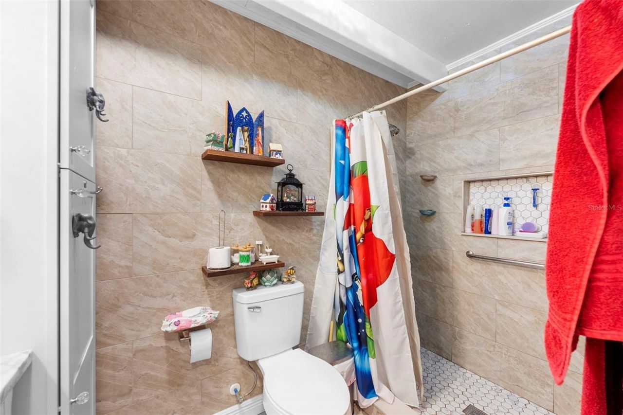 601 Club Circle, Lakeshore, FL 33854 Photo