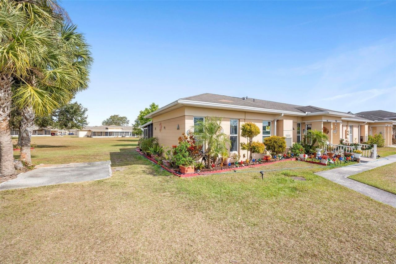 601 Club Circle, Lakeshore, FL 33854 Photo