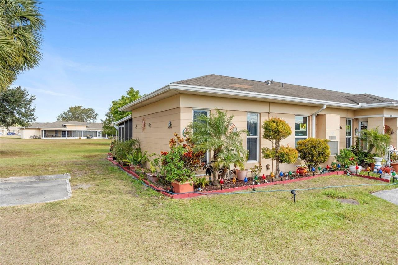 601 Club Circle, Lakeshore, FL 33854 Photo