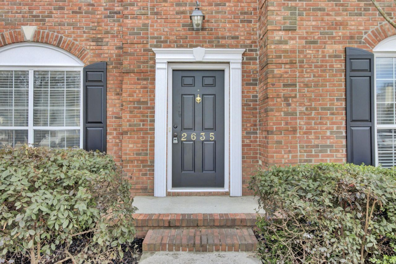 2635 Planters Pointe Boulevard Photo 2