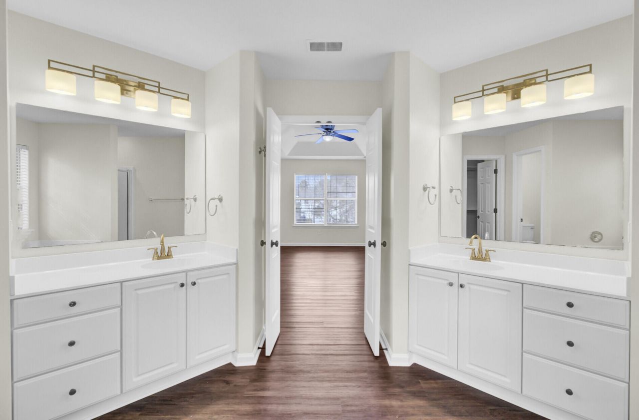 2635 Planters Pointe Boulevard Photo 20