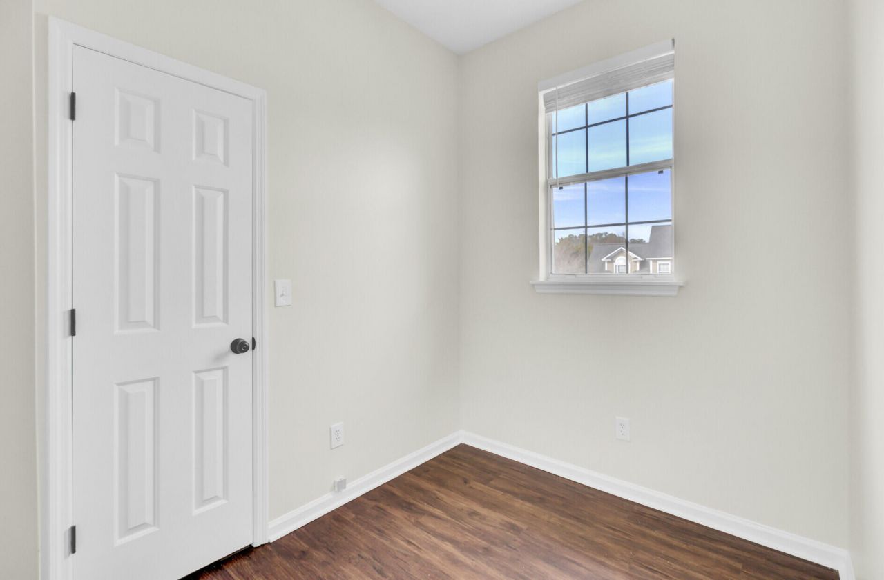 2635 Planters Pointe Boulevard Photo 26