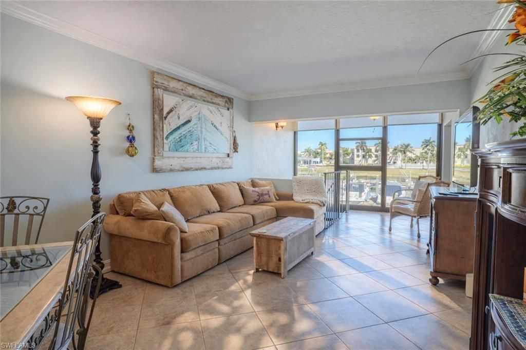 803 River Point Dr, Unit 105B, Naples, FL 34102 Photo