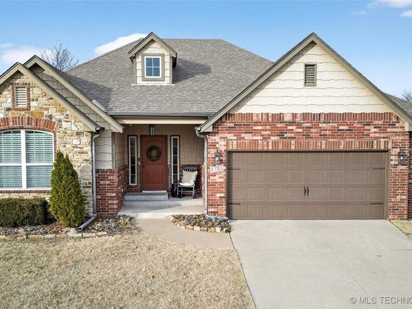 2700 W Natchez Street, Broken Arrow, OK 74011