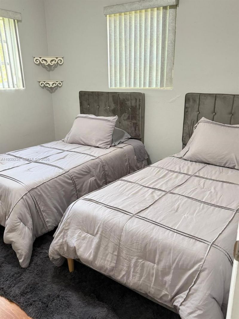 Please Call For Address, Miami, FL 33162 Photo